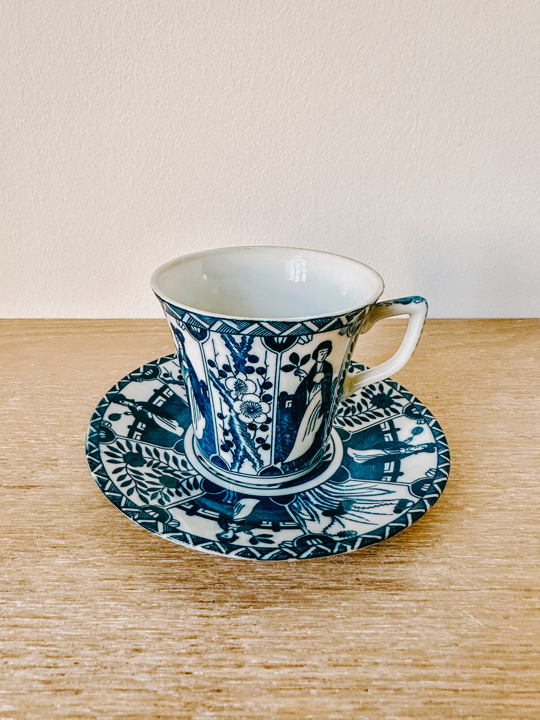 Curated Delft Collection – Cuts of Tea