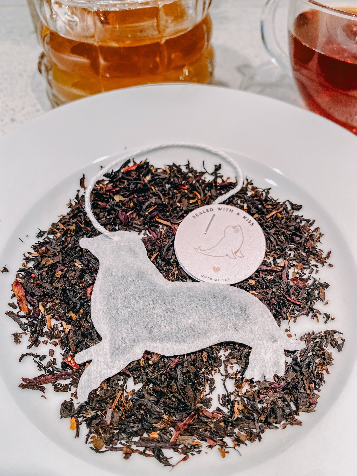 Seal Shaped Tea Bag Sealed with a Kiss